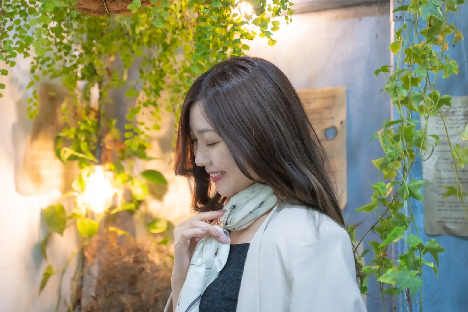 現役大学生起業家・廣瀬彩乃さん「サステナブル素材のスカーフで、誰か